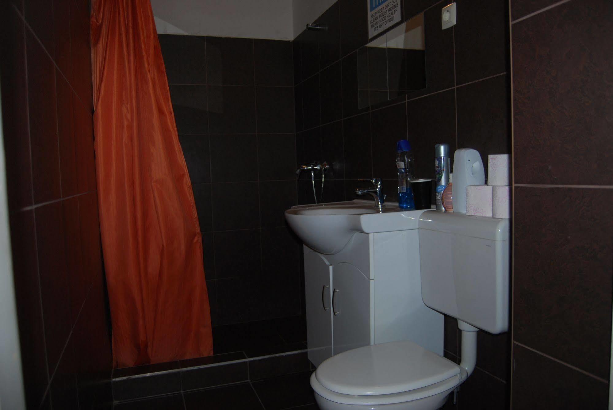 Budapest Centrum Cozy Hostel מראה חיצוני תמונה